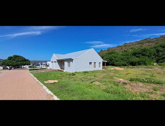 LAND FOR SALE IN STILBAAI-WES
